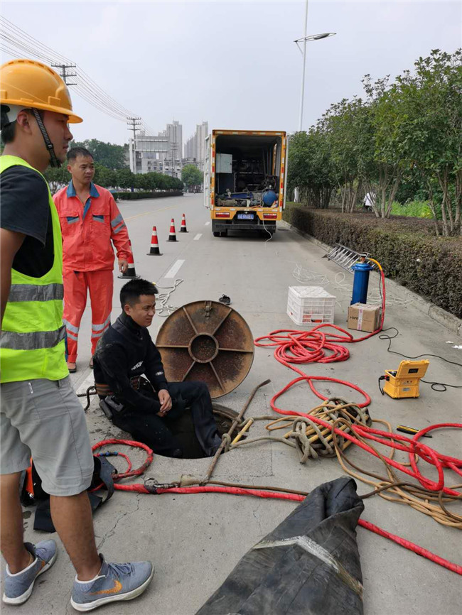 阿拉尔农场翻衬法管道修复技术主要工序
