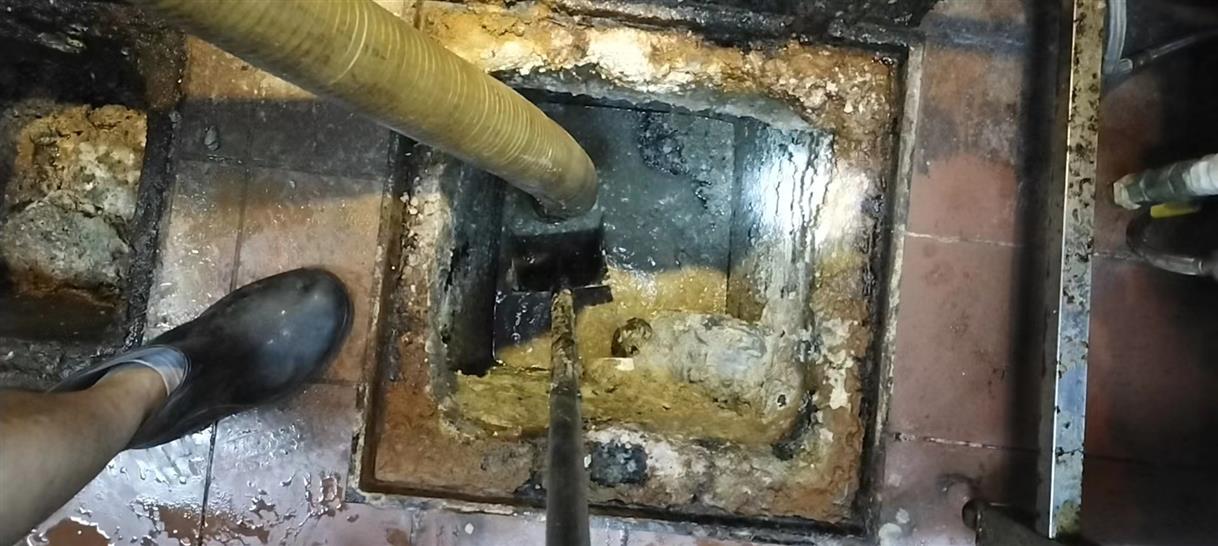 阿拉尔农场污水池清理一般都有毒气，怎么预防中毒呢？