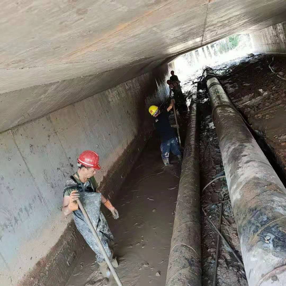 阿拉尔农场工业管道清淤